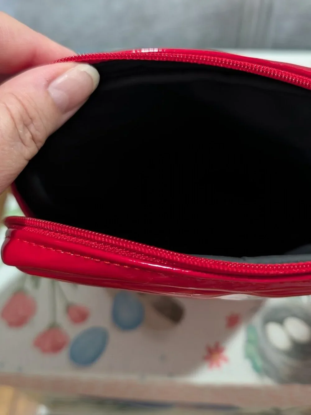 Dior Beauty Glossy Patent-Finish Cosmetic Pouch — New/Unused